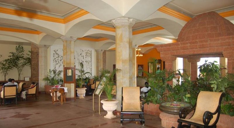 Karma Royal Haathi Mahal Hotel Cavelossim Eksteriør billede